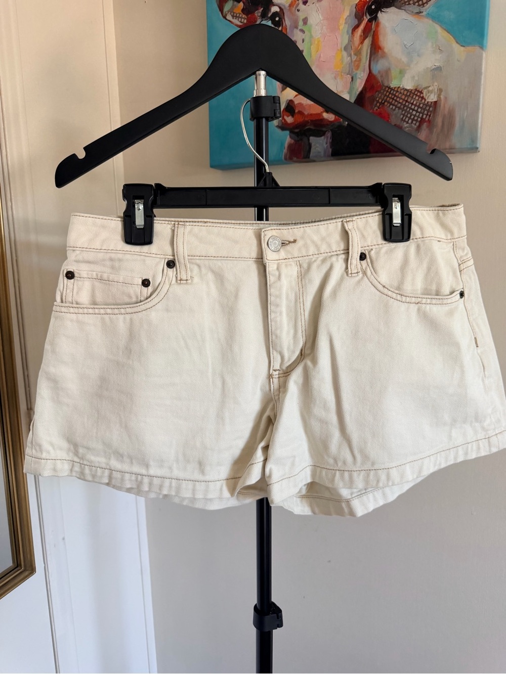Women’s RSQ Low Rise Baggy Denim Shorts – Size 28